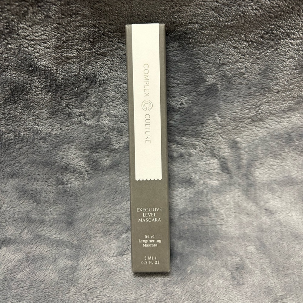 COMPLEX CULTURE Executive Level Mascara color black